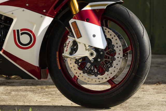 BIMOTA_KB4_DETAILS_206 copy.png